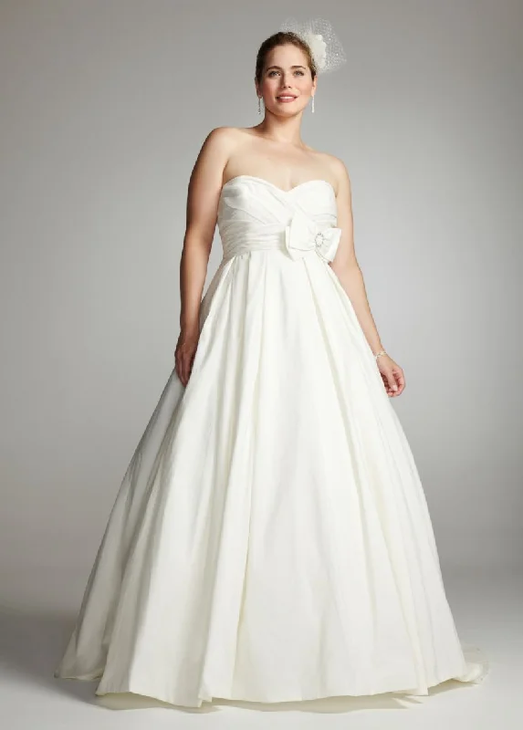 David's Bridal Galina Woman Size 22 Strapless Tafetta Ball Gown Open-back unclassified dresses