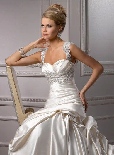 Maggie Sottero Venice Travel unclassified dresses