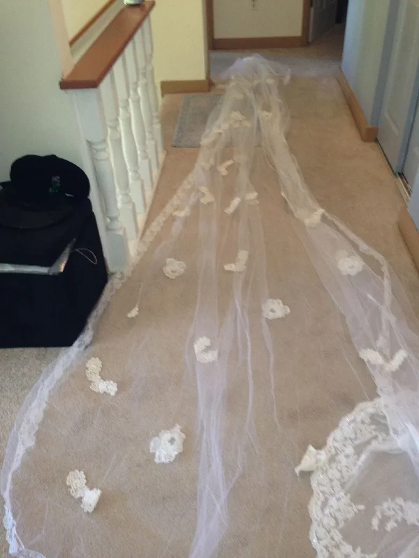 Other VINTAGE 12.5 FT CATHEDRAL VEIL Flowy unclassified dresses