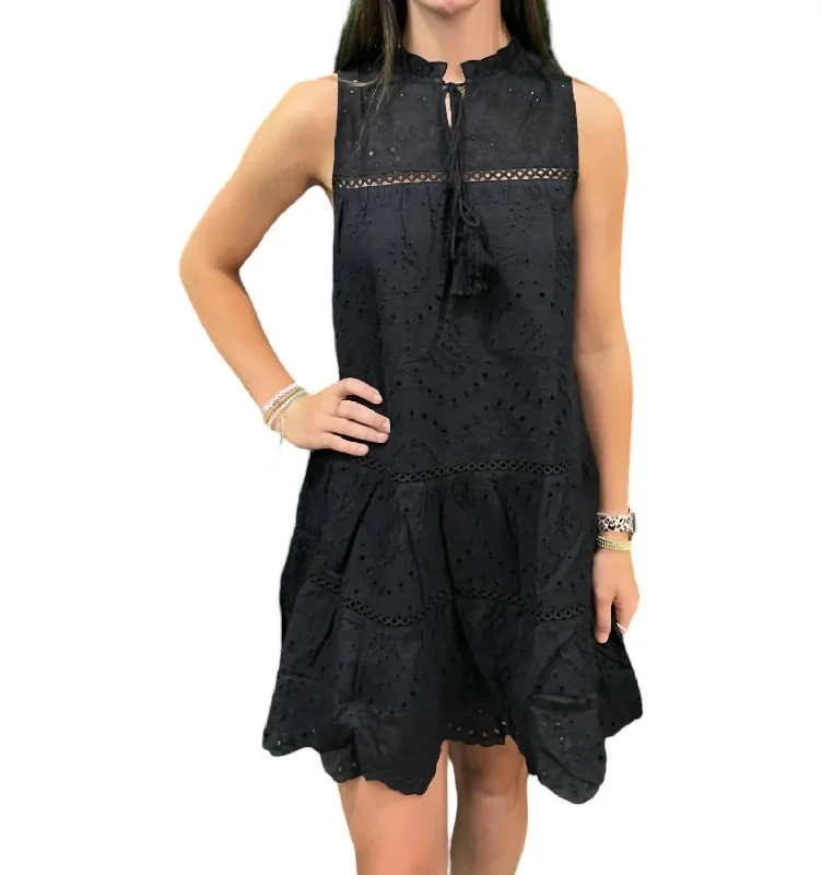 Plan For Sucess Dress In Black Holiday unclassified dresses