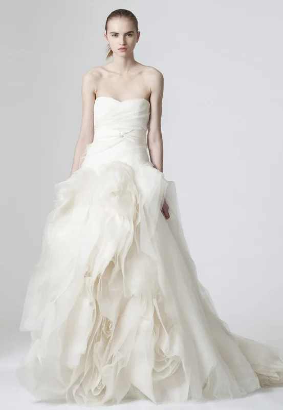 Vera Wang Diana Long unclassified dresses