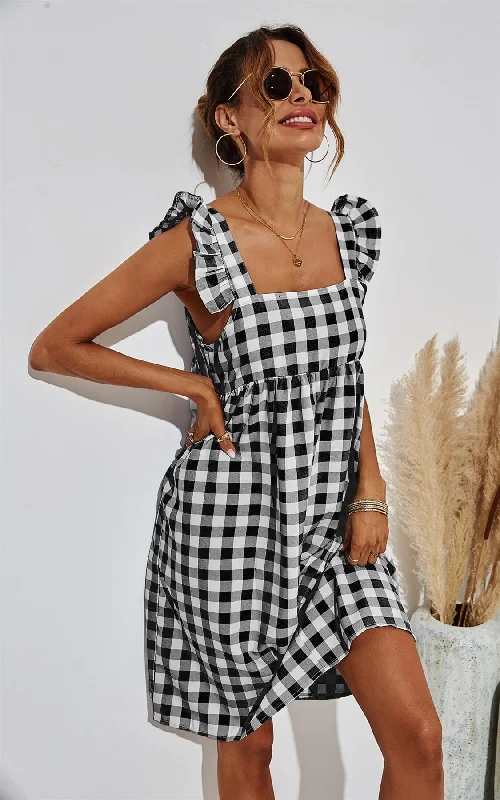 White Checkered Smock Dress In Black Discounted unclassified dresses